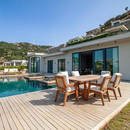 Loca 2 Yalikavak'ta Ultra Luex Tatil Deneyimi * Bodrum